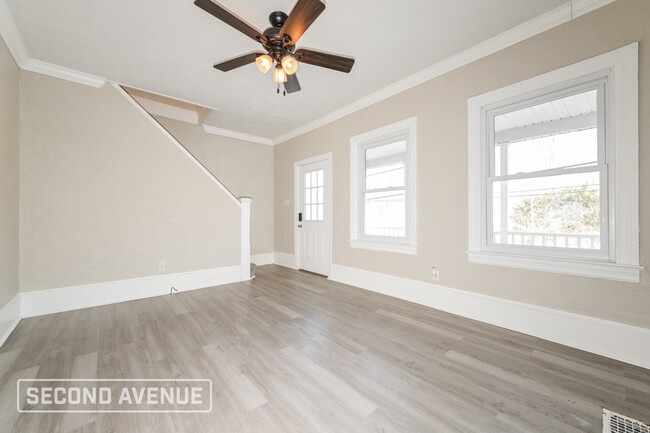 Foto del edificio - 8012 Elkhart St