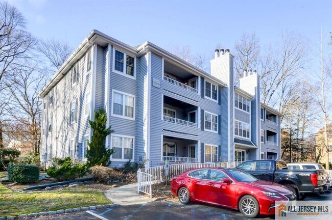 Foto del edificio - 1909 Tanglewood Ct