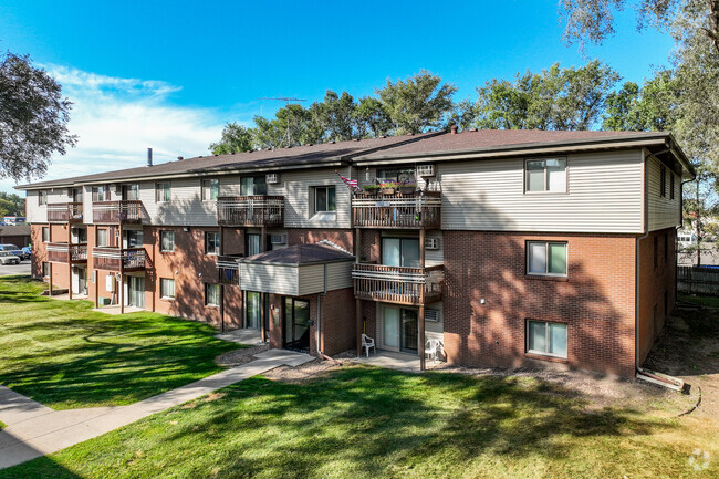 Building Photo - Oakshire Apartments