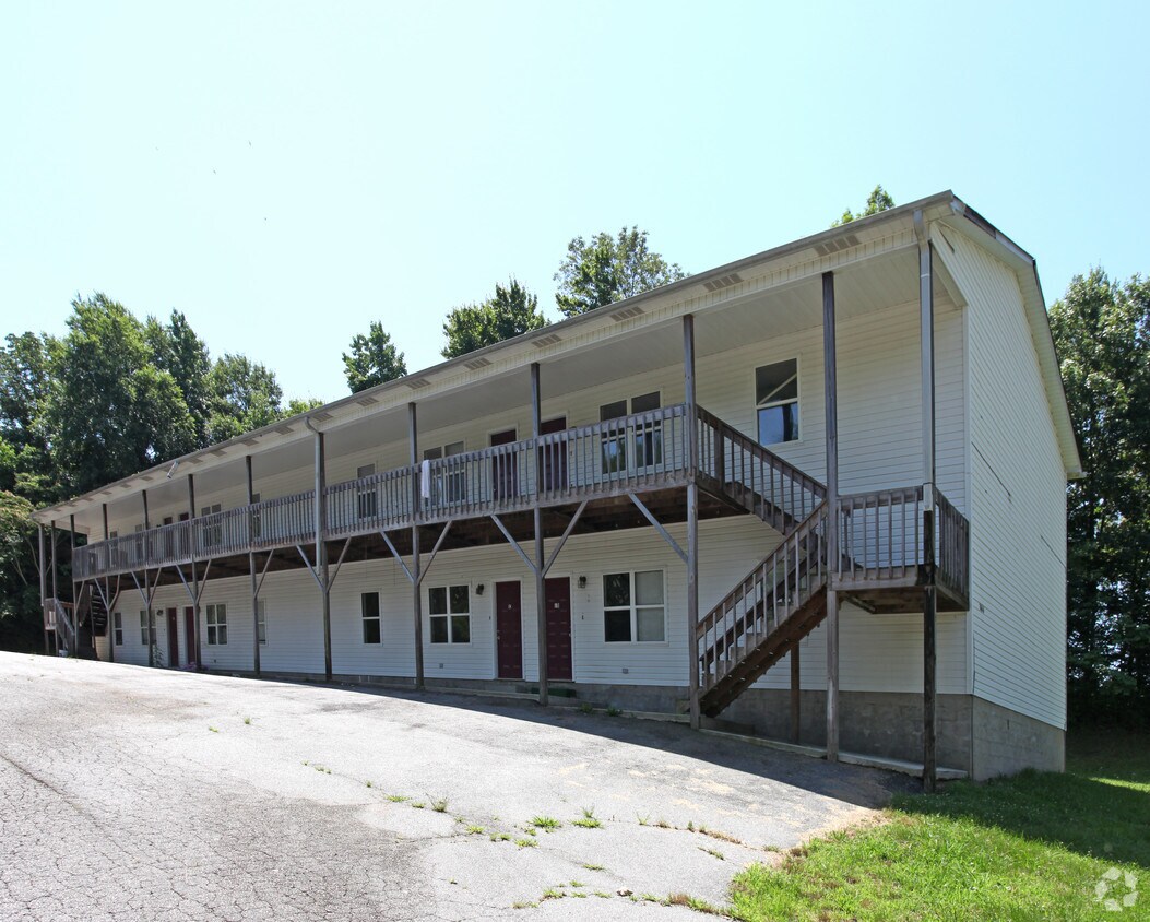 Primary Photo - 3010 Ingleside Dr