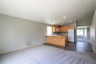 Building Photo - 9604 Percheron Dr