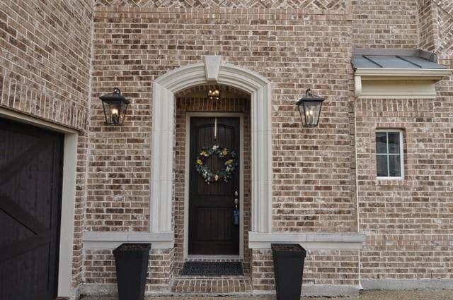Building Photo - 513 Basilica Ln