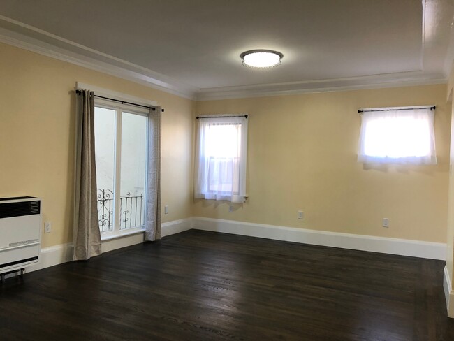 dinning area - 2130 Ashby Ave