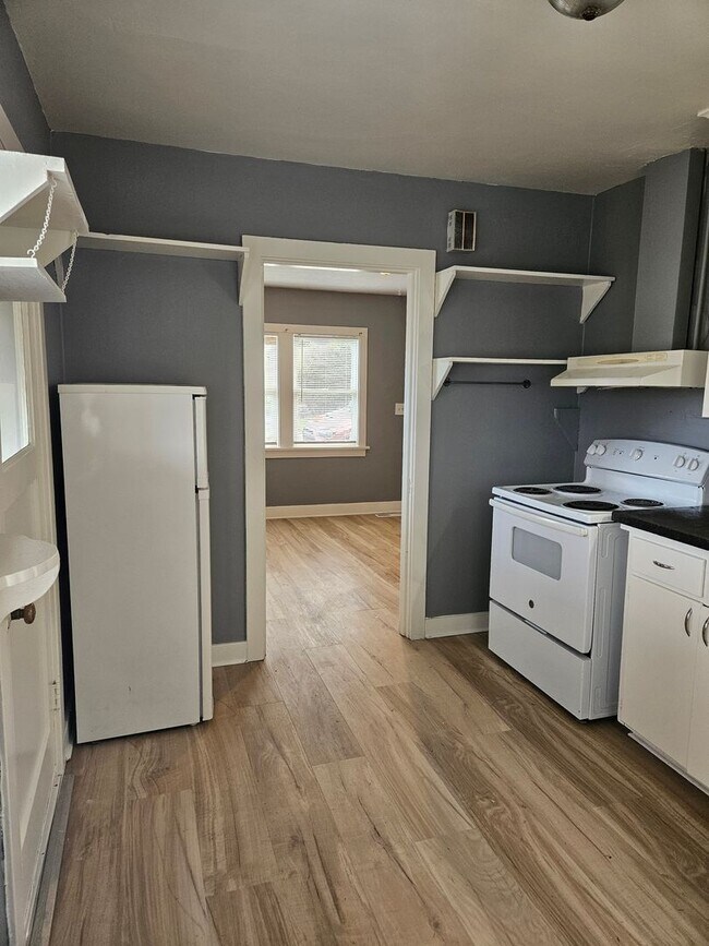 Foto del edificio - Quaint2 Bedroom House For Rent!