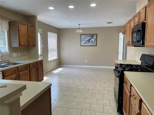 Foto del edificio - 25119 Clover Ranch Dr