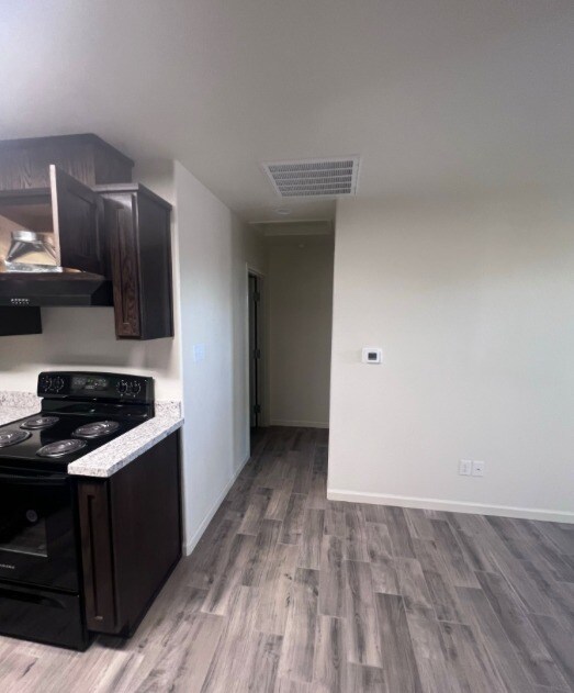 Foto del edificio - 714 W Main St