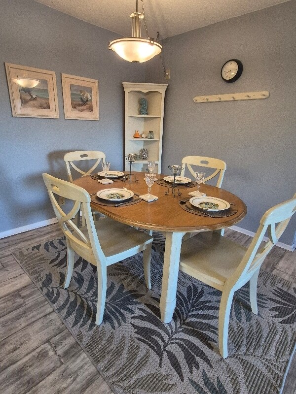 Foto del edificio - 19505 Quesada Ave