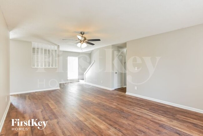 Building Photo - 100 Sondra Ct