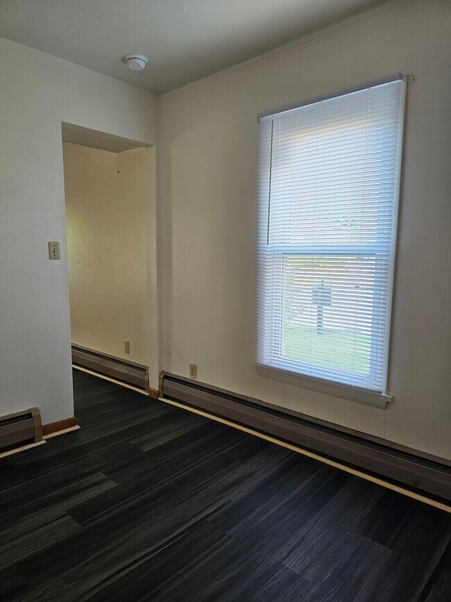 Foto del edificio - E. Court Street Duplex