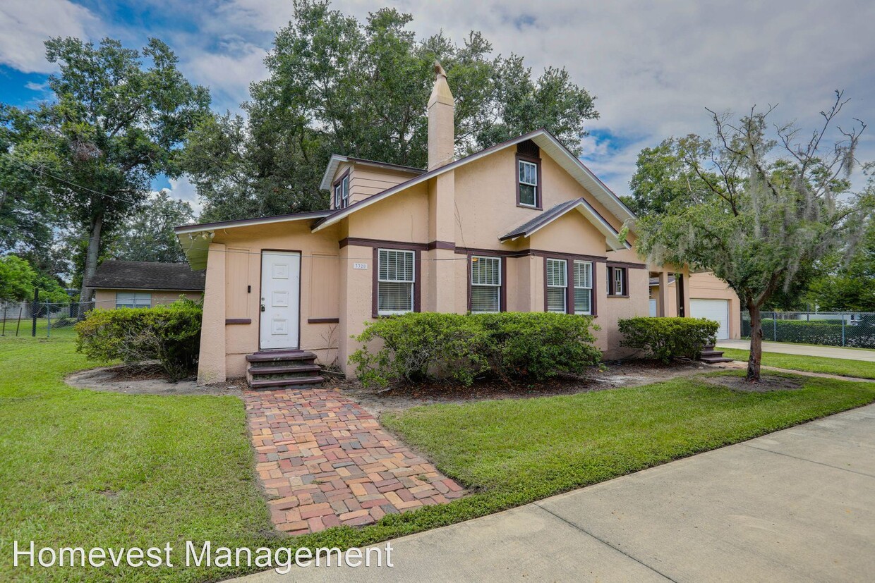 Primary Photo - 2 br, 1 bath House - 3320 Oak Place