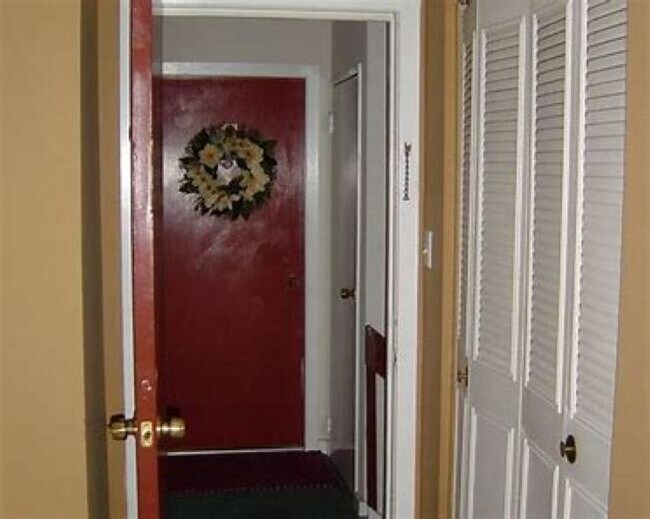 Foto del edificio - 408 W Lafayette St