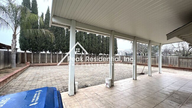 Foto del edificio - 5 br, 3 bath House - 8844 Inisheer Wy