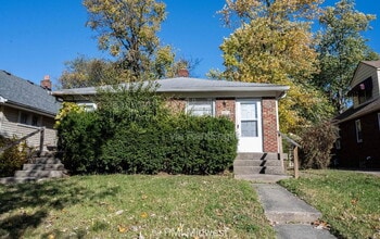 Building Photo - 2512 Brookside Pkwy N Dr