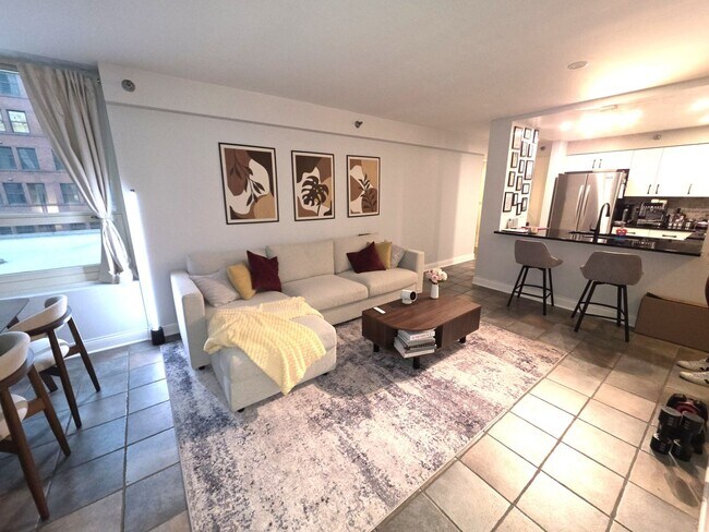 Foto del edificio - 345 N La Salle Dr