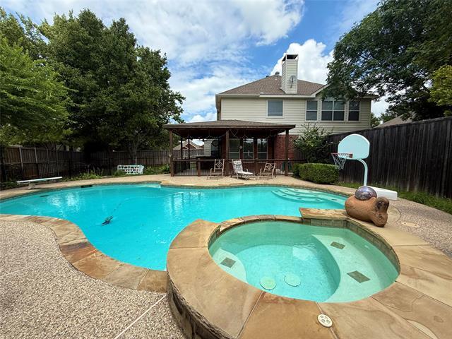 Foto principal - 9503 Saddle Dr