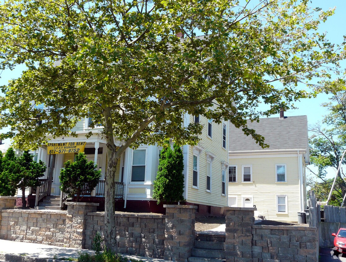 Building Photo - 2-4 Loring Ave