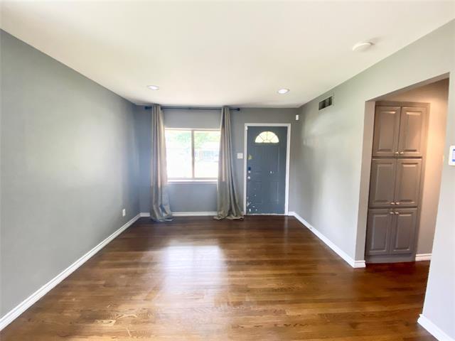 Building Photo - 2022 Crest Ridge Dr