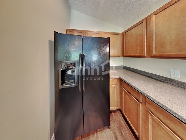 Foto del edificio - 6126 Sage Willow Way