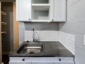 Building Photo - 415 N Beauregard St