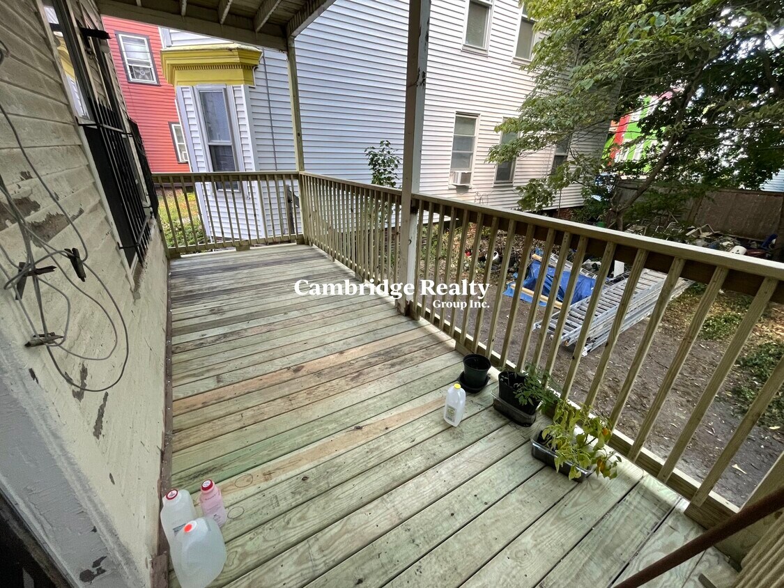 Foto principal - 98 Pine St