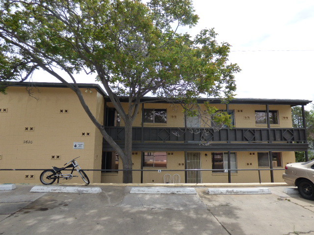 Foto principal - 2620 N Juniper Ave