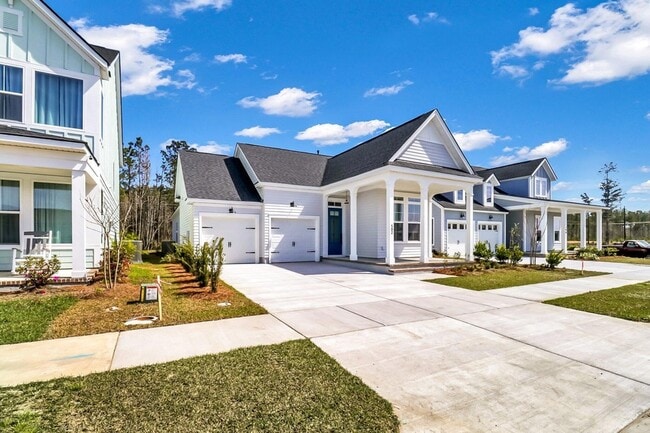 Building Photo - 502 Sound Dr