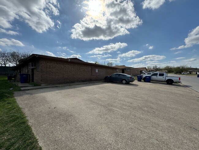Foto del edificio - 505 Sunset Ln
