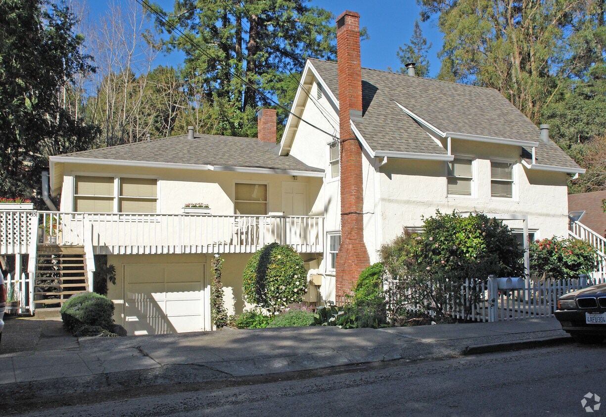 Primary Photo - 53-59 W Blithedale Ave