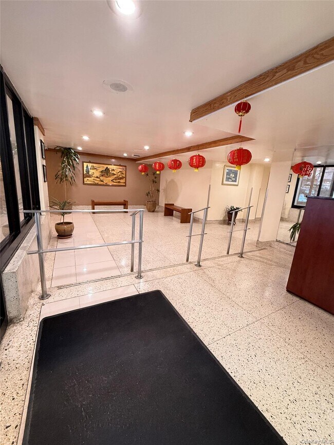 Foto del edificio - 137-05 Franklin Ave