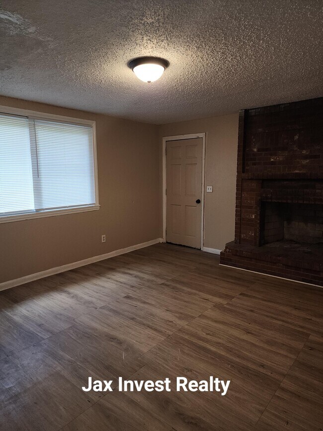Foto del edificio - 515 E 60th St