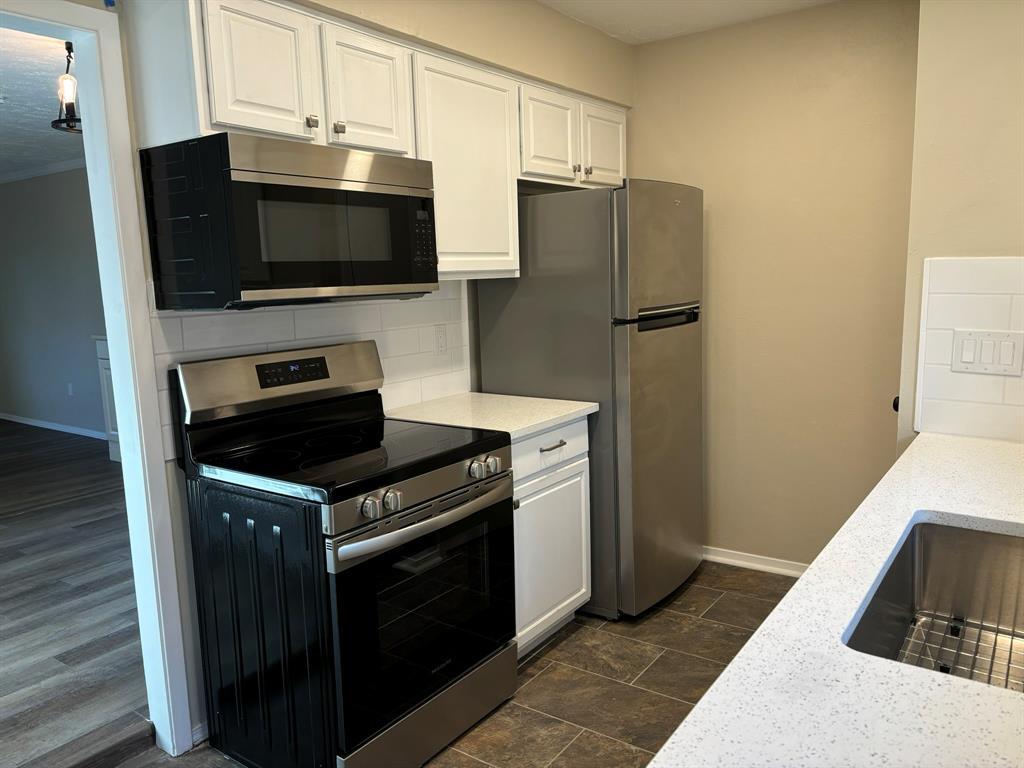 Primary Photo - 4526 McCleester Dr