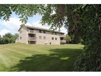 Building Photo - Cedar Pines Apartments