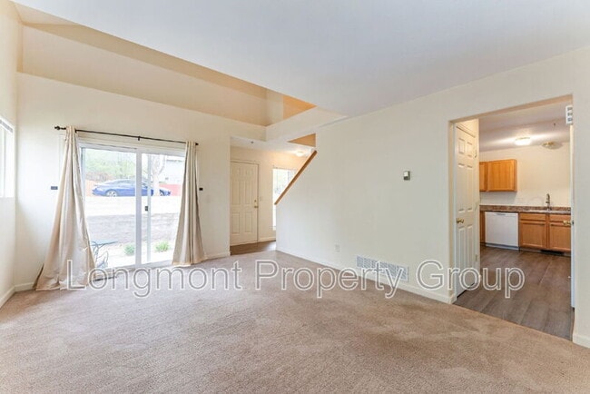 Building Photo - 1601 Great Western Dr