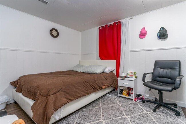 Photo du bâtiment - 188 Lafayette Blvd W