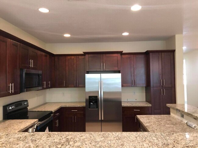 Building Photo - 6274 S Military Trail