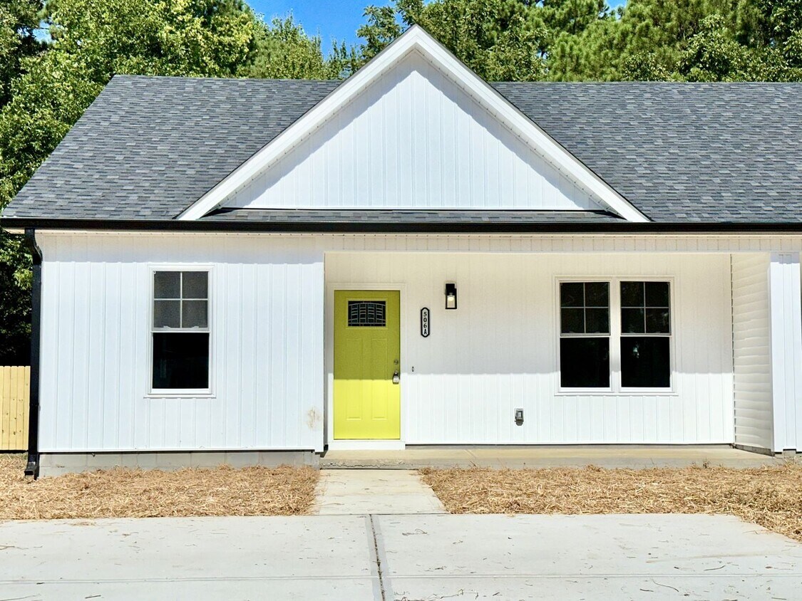 Foto principal - Stylish Selma New Construction!