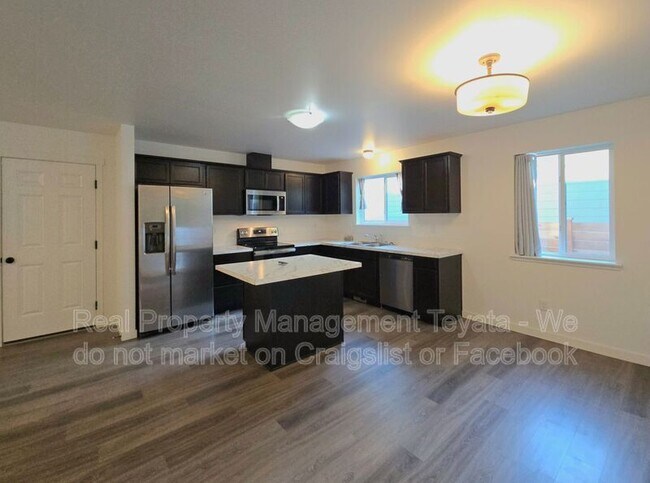 Foto del edificio - 6270 Fernridge Dr