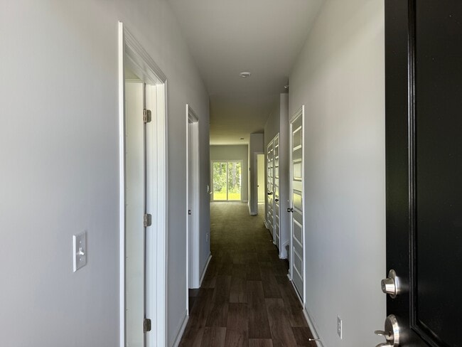 Foto del edificio - 1033 Arborwood Ln SW