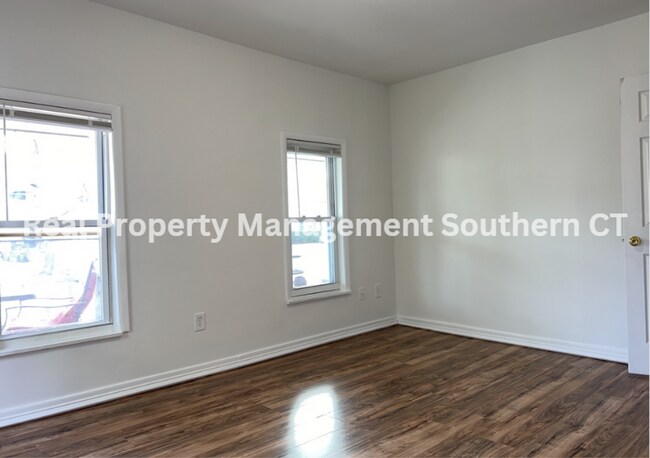 Foto del edificio - 2 Bedroom and 1 Full bath apartment