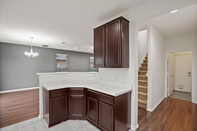 Building Photo - 6104 Toye Dr
