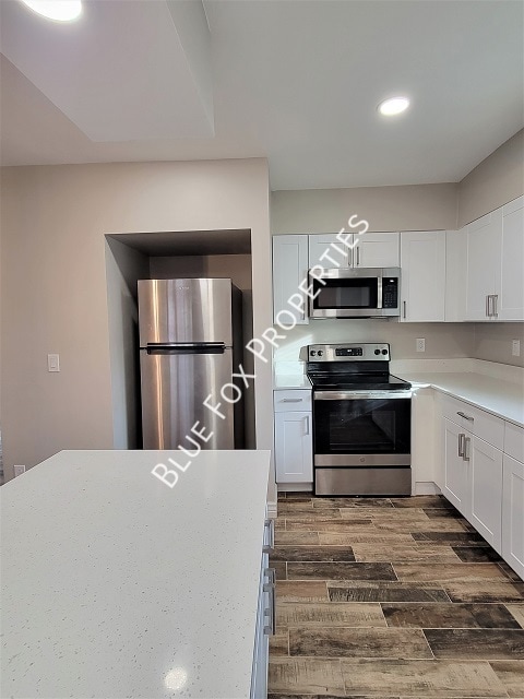 Building Photo - 1933 S Palma Pl