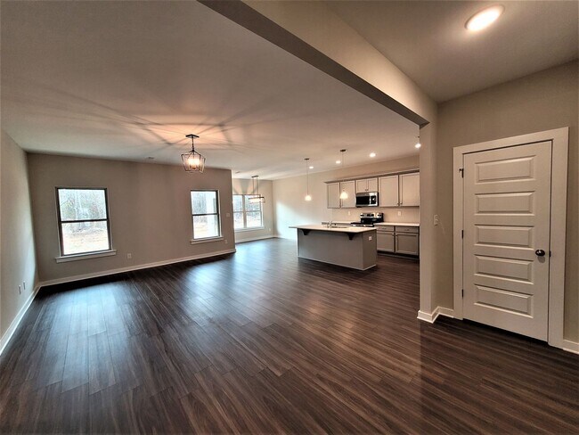 Foto del edificio - Home for Rent in New Market, AL!!! Available to View with 48 Hours Notice!