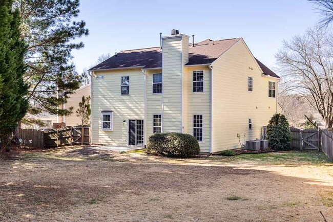 Building Photo - 303 Montvale Ct