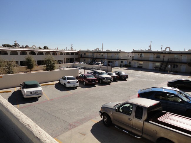 Arlen Oasis Apartments El Paso Tx Building Photo Arlen Oasis Apartments