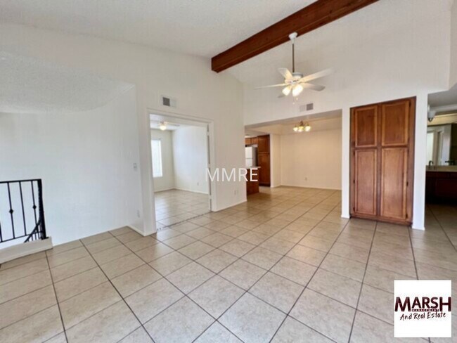 Foto del edificio - Nice 2 bedroom townhome with all appliances &amp; community pool in Mesa!