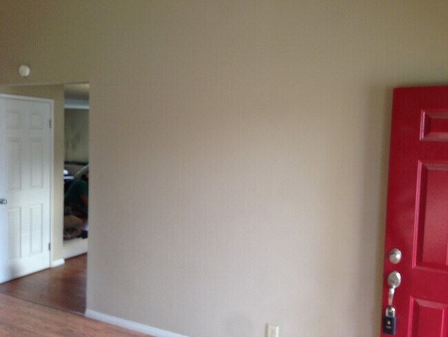 Building Photo - Beautiful 3 bedroom home in Lancaster