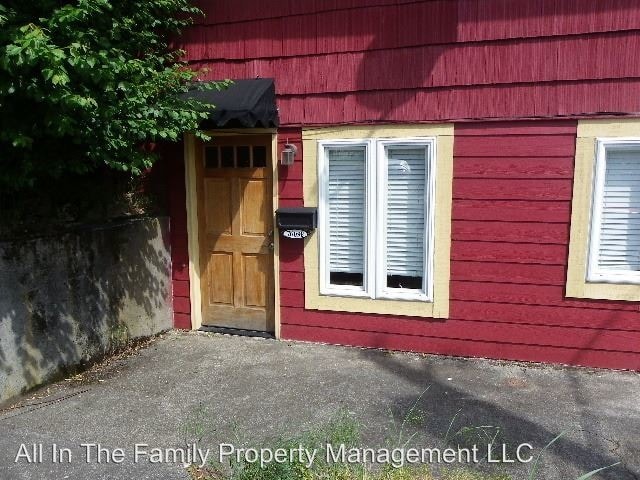 Building Photo - 1622 SE 76th Ave