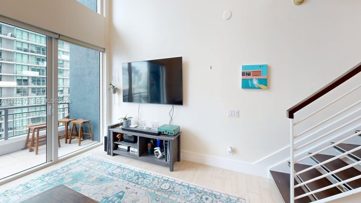 Foto del edificio - 60 SW 13th St