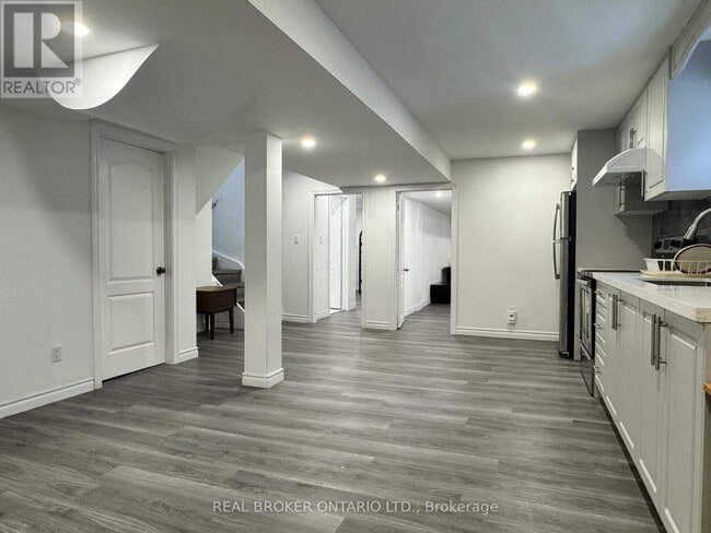 Photo du bâtiment - 119 Hertford Crescent