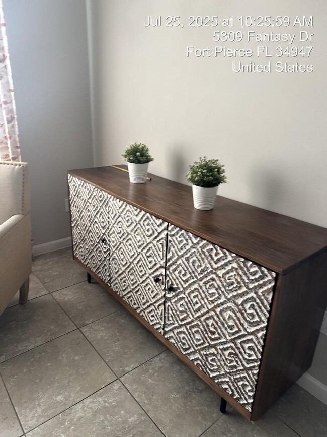 Photo - 5309 Fantasy Dr House